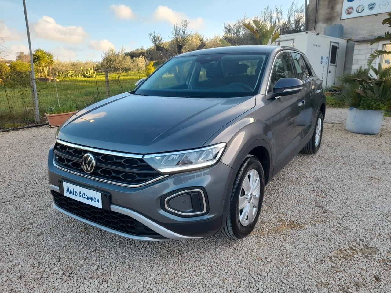 Volkswagen T-Roc 1.0 TSI anno 2022 solo 85.000km