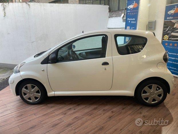 Toyota Aygo UNICO PROPRIETARIO - NEOPATENTATI