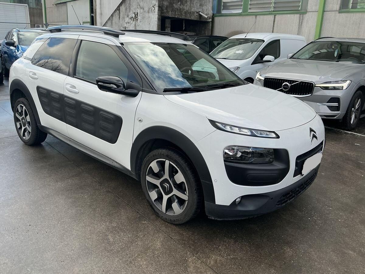 Citroen C4 Cactus BlueHDi 100 Shine
