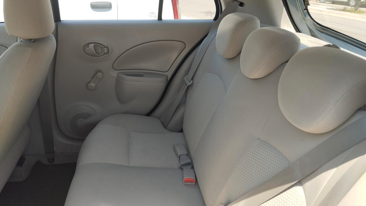 NISSAN MICRA 1.2 BENZ 79.000 KM-2011
