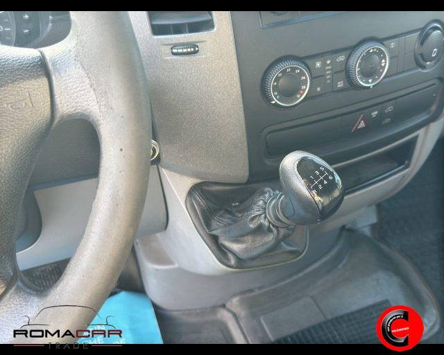 VOLKSWAGEN Crafter 30 2.0 TDI 136CV PM-TN Furgone