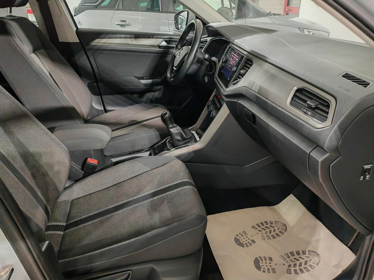 Volkswagen T-Roc 20TDI 115cv navig led 2022