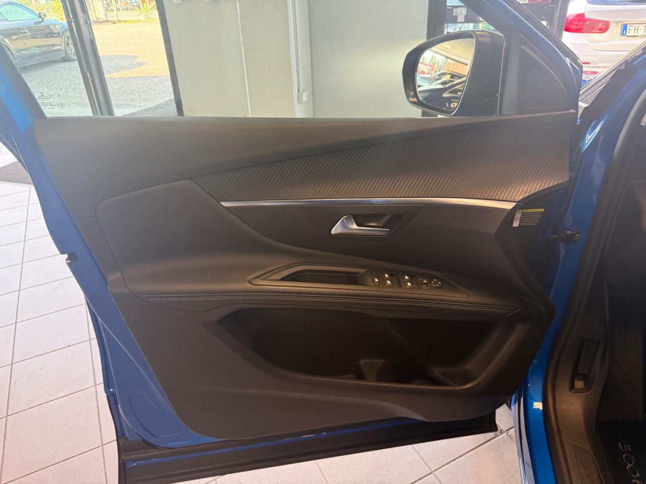Peugeot 3008 BlueHDi 130 S&S EAT8 Allure