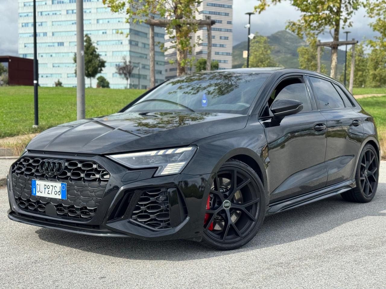 AUDI RS3 2.5 TFSI 400CV MATTIX TOTAL BLACK PERMUTABILE