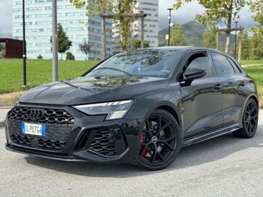 AUDI RS3 2.5 TFSI 400CV MATTIX TOTAL BLACK PERMUTABILE