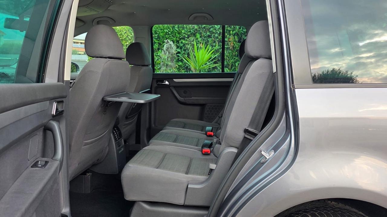 Volkswagen Touran 2.0 TDI 140CV Highline