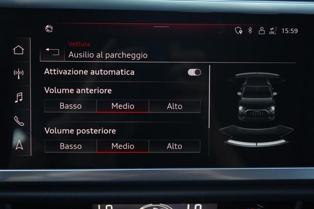 AUDI Q3 35 TDI S tronic Business Advanced