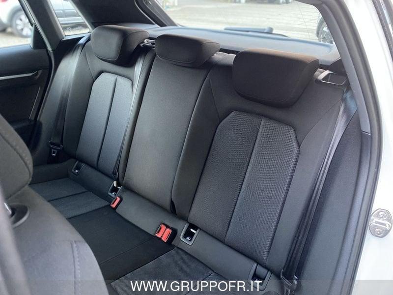 Audi A3 SPB 30 TDI Business Advanced
