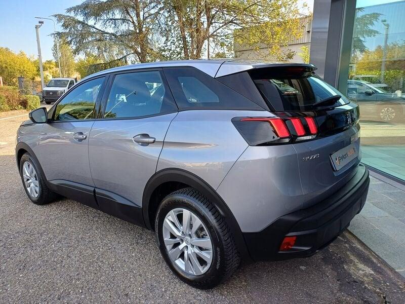 Peugeot 3008 3008 1.5 130cv eat8 GANCIO TRAINO