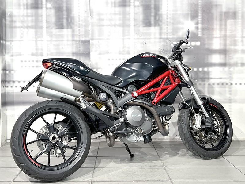 Ducati Monster 796 Plus ABS