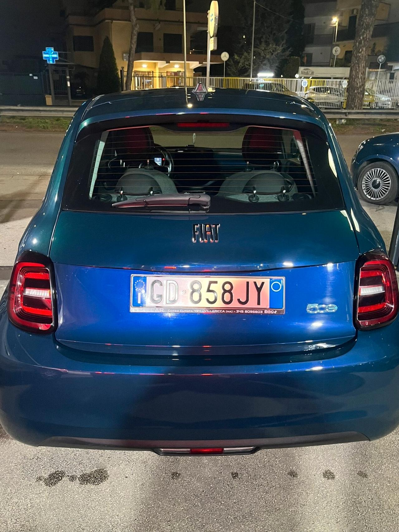 Fiat 500 500e Berlina 42 kWh Icon