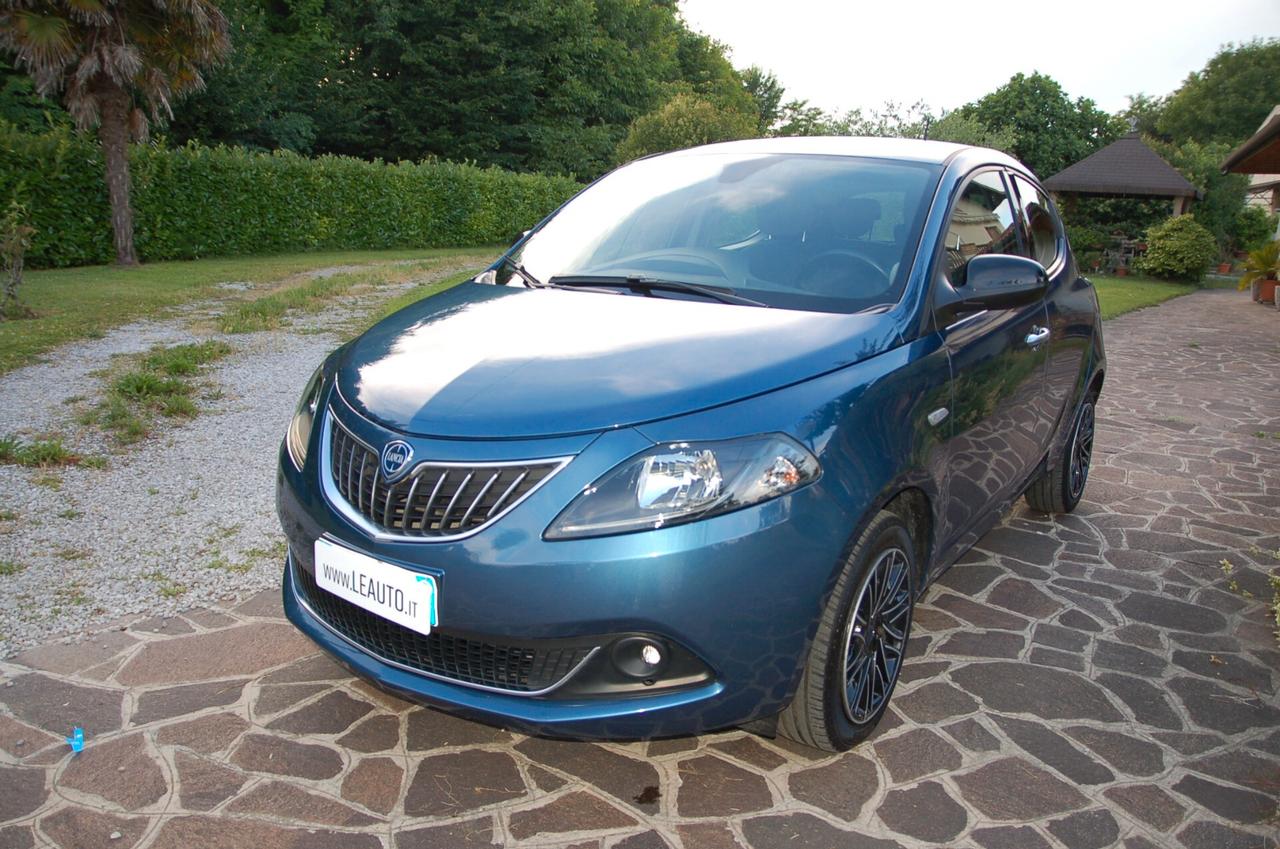 Lancia Ypsilon 1.0 FireFly 5 porte S&S Hybrid Gold Plus