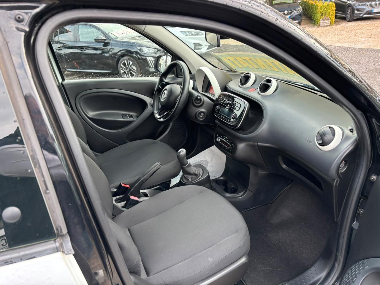 Smart ForFour 70 1.0 Youngster