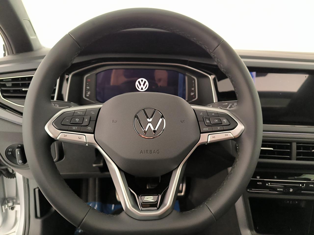 Volkswagen Taigo 1.0 tsi r-line plus 115cv