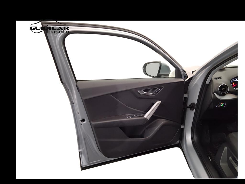 AUDI Q2 I 2017 - Q2 35 1.5 tfsi Business Design s-tronic