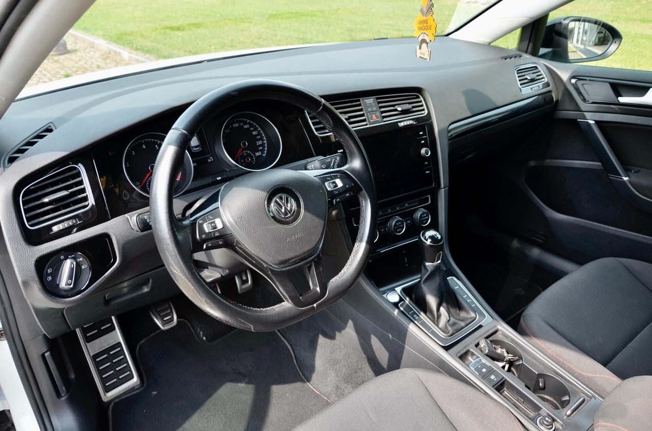 VOLKSWAGEN GOLF 5p 1.0 TSI TRENDLINE 85cv, OK NEOPATENTATI, EURO 6B, NAVI, RETROCAMERA, APPLE ANDROID, PERMUTE