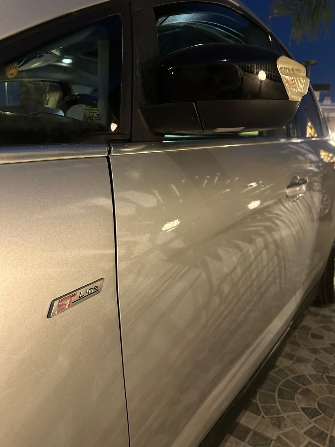 Ford C-Max 1.6 TDCi 115CV Titanium