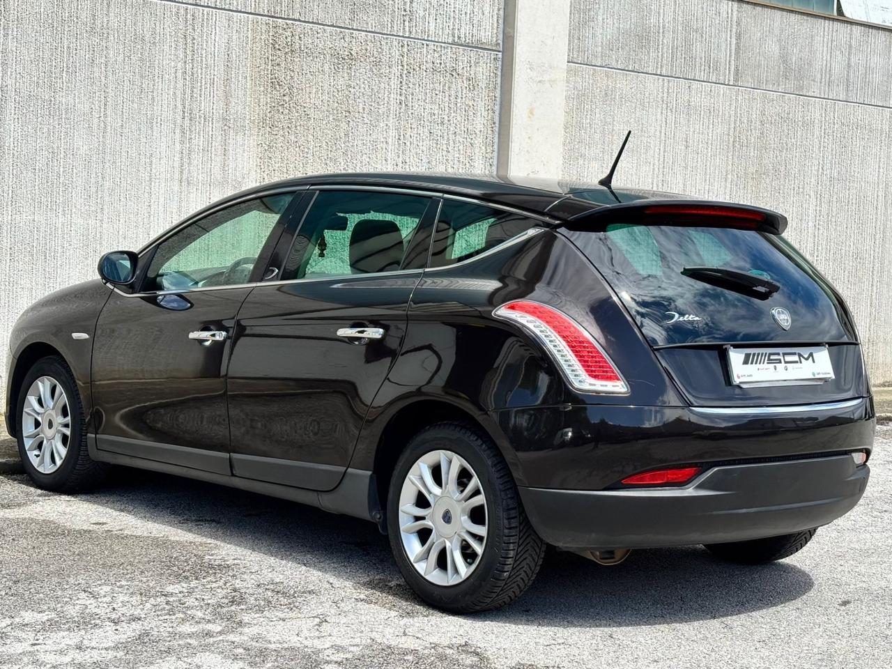 Lancia Delta 1.6 MJT DPF Platino NEOPATENTATI