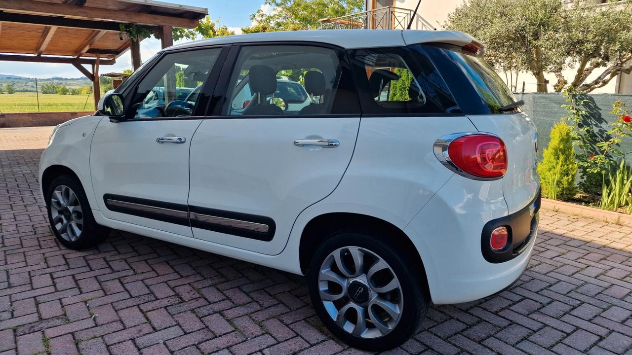 Fiat 500L 0.9 TwinAir Turbo Natural Power Lounge