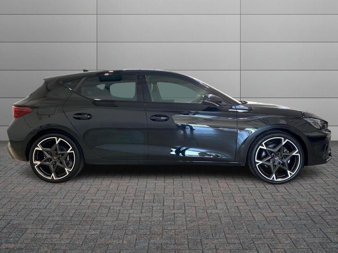 Cupra Leon 1.5 hybrid 150cv dsg