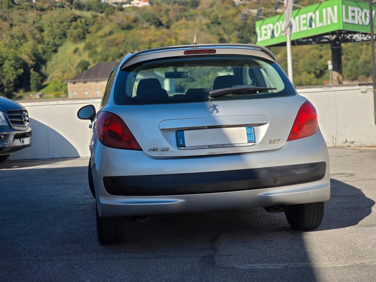 Peugeot 207 1.4 HDi 70CV 3p. ONE Line
