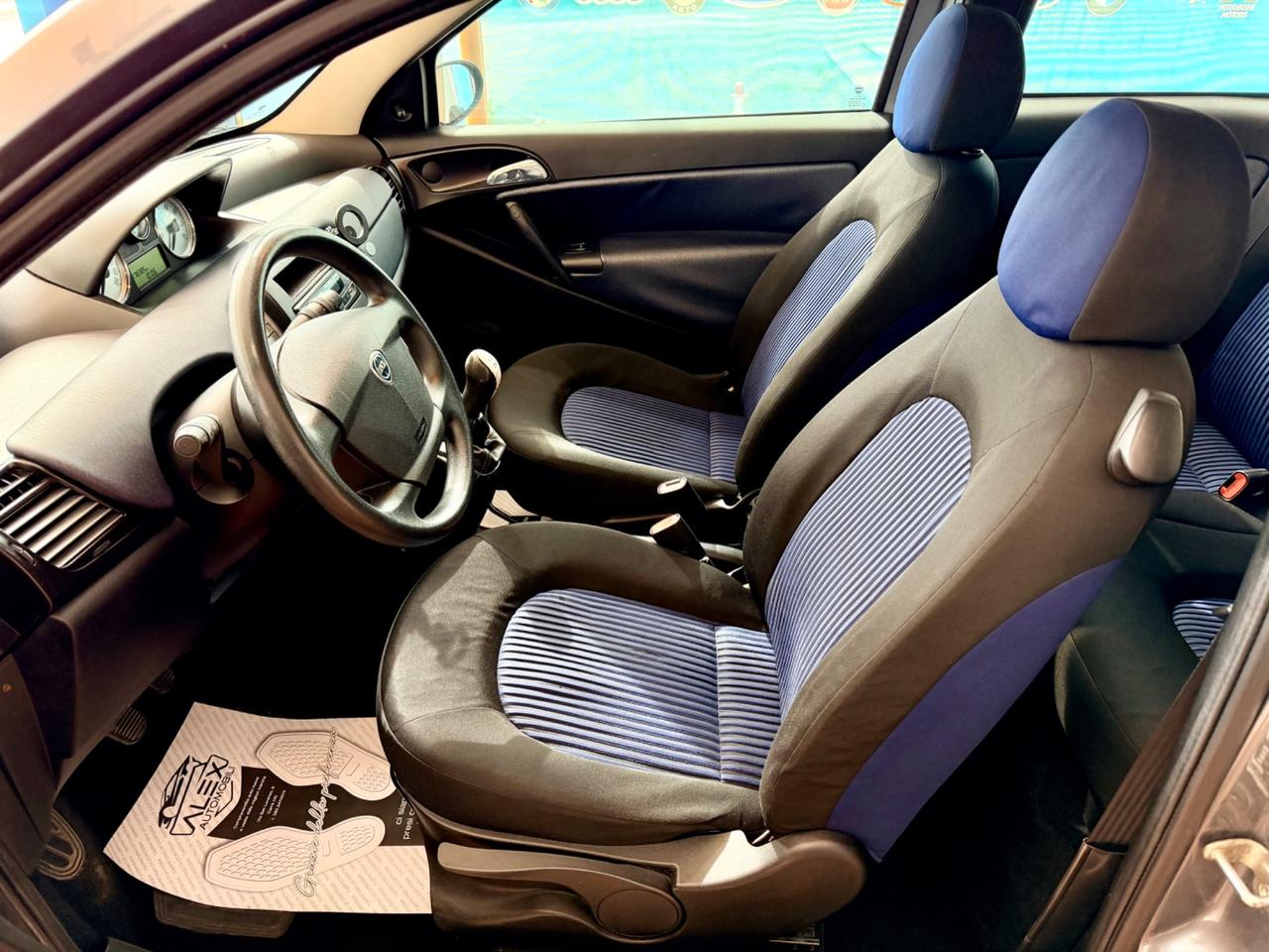 Lancia Ypsilon 1.3Mjt 75cv Neopatentati