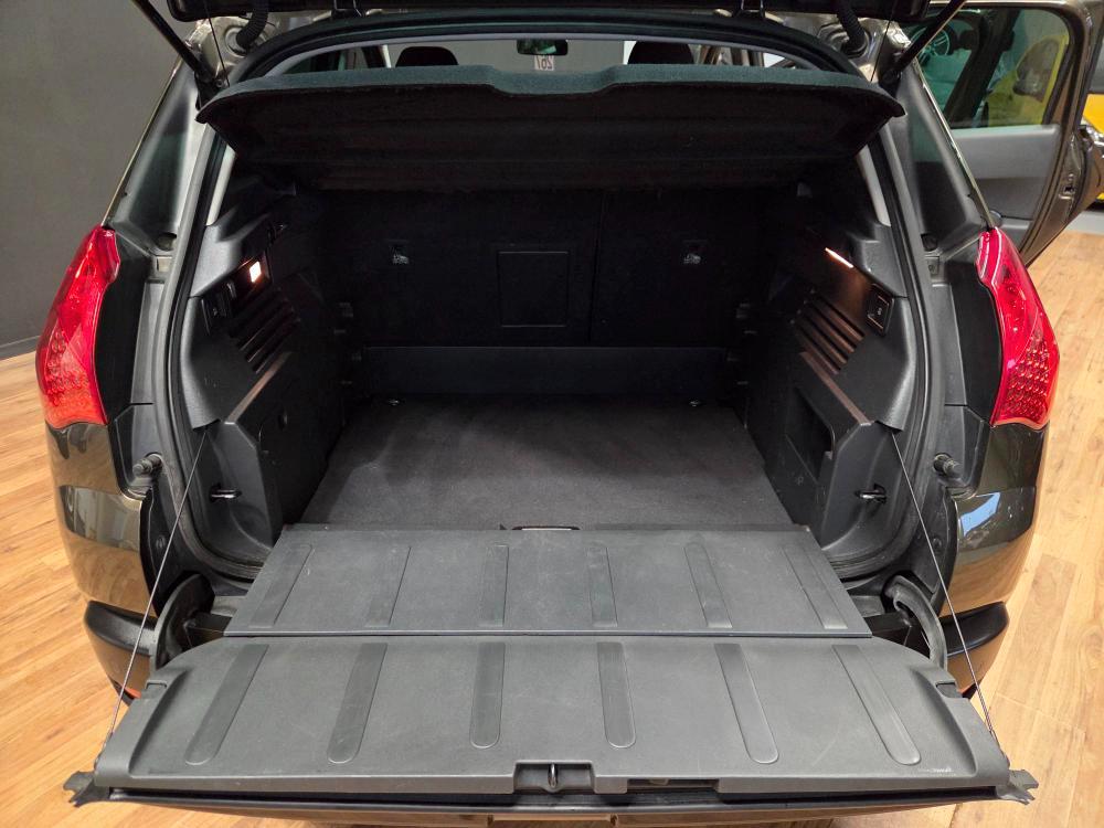 Peugeot 3008 1.6 hdi 16v Premium robot fap