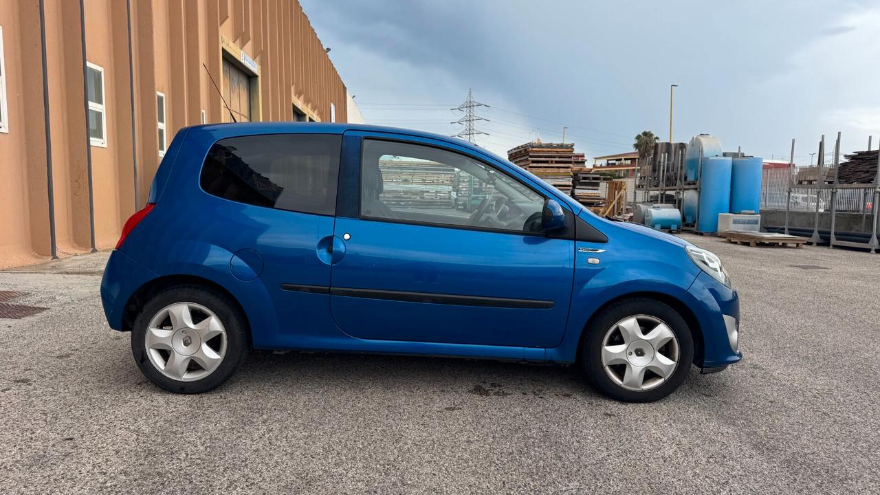 RENAULT TWINGO 1.1B 76CV - 2007