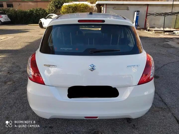 Suzuki Swift 1.2 VVT 5 porte B-Cool