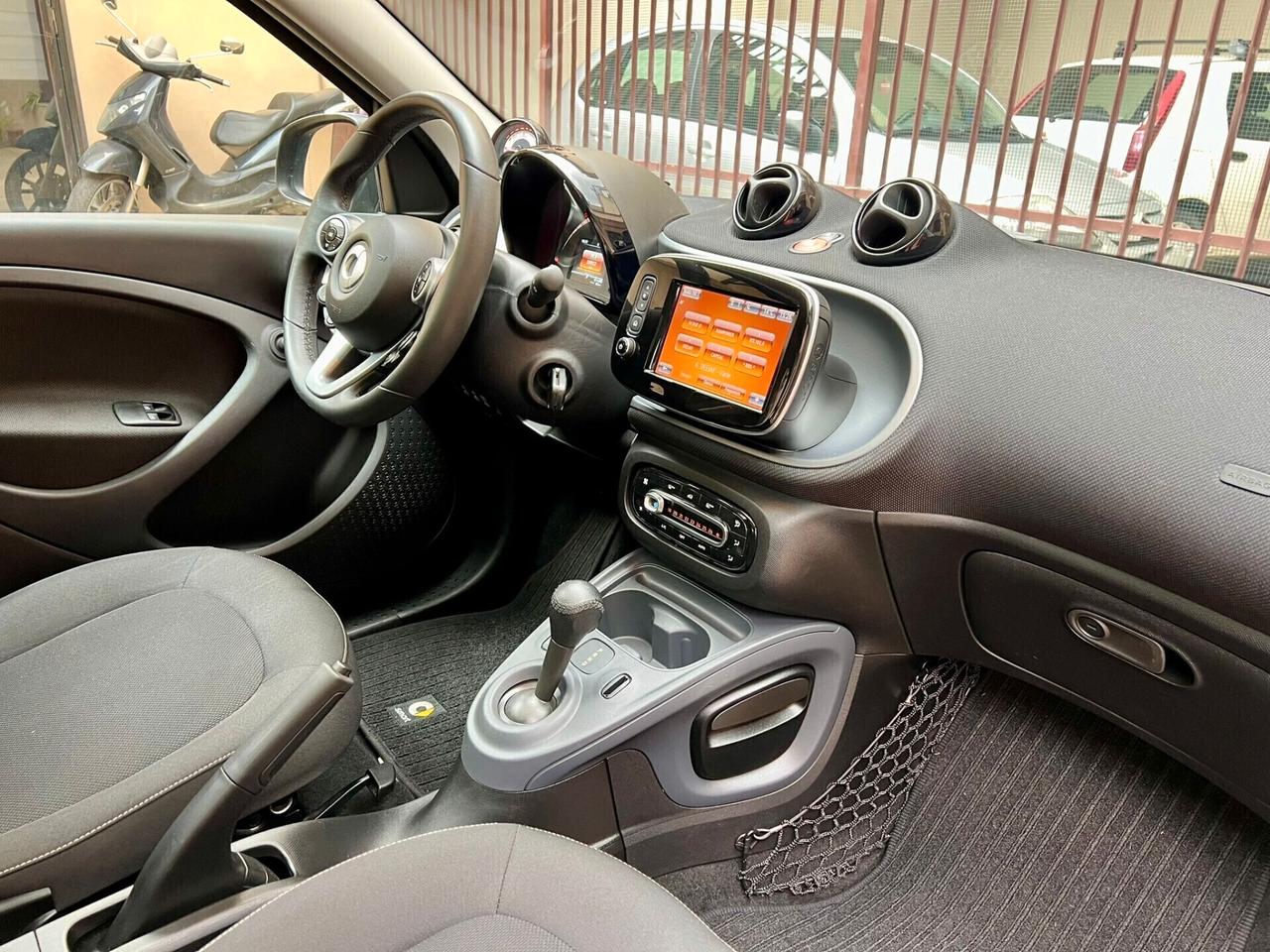 Smart ForFour EQ Enel x - black - Garanzia Smart - 12/2019 - km26.000 - TETTO PANORAMICO