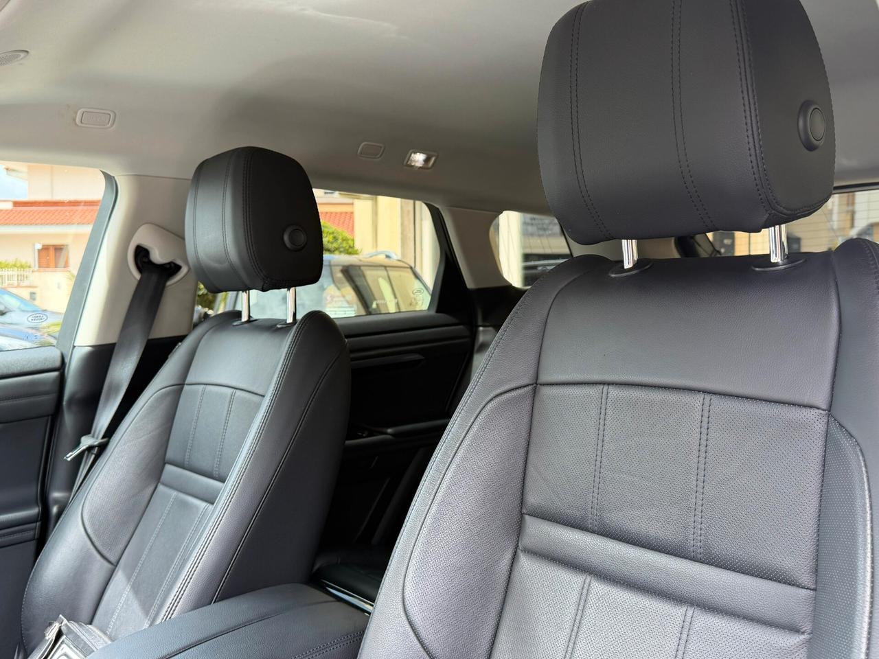 Land Rover Range Evoque 2.0D I4 MHEV 163CV AWD Auto R-Dynamic SE