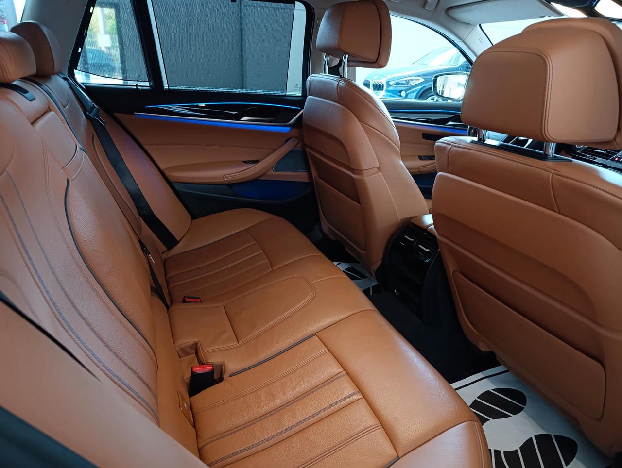 BMW 520 d Touring mhev 48V Luxury auto