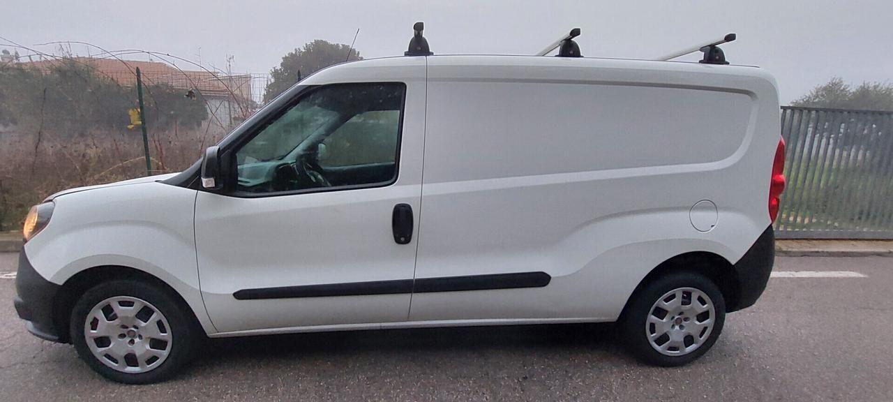 DOBLO" MAXI CARGO 3 POSTI 1,4 T-JET 120 CV METANO DI SERIE POCHI KM PARI AL NUOVO FULL FULL