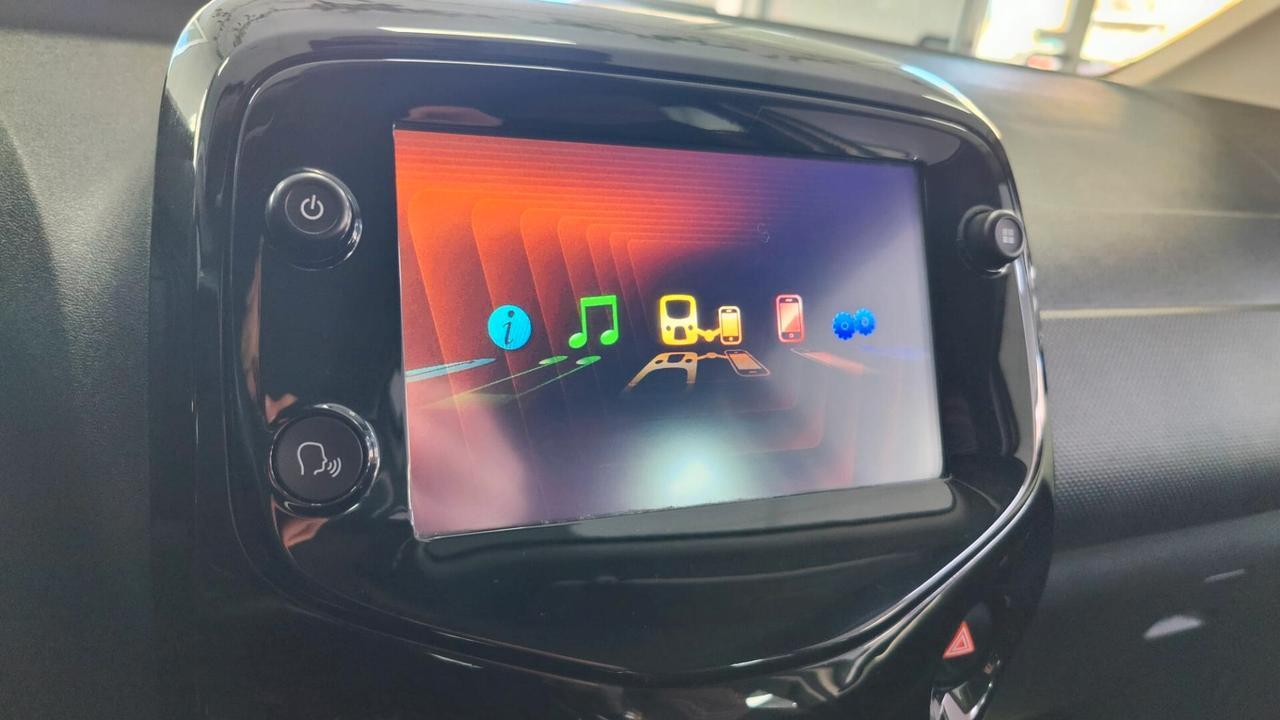 Citroen C1 VTi 72 5 Porte Shine EURO 6