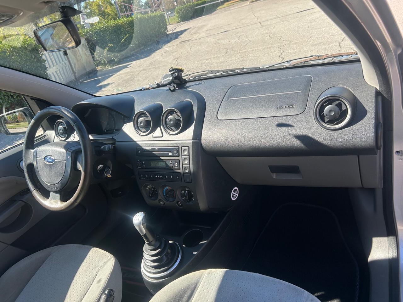 Ford Fiesta 1.2 16V 3p. Collection