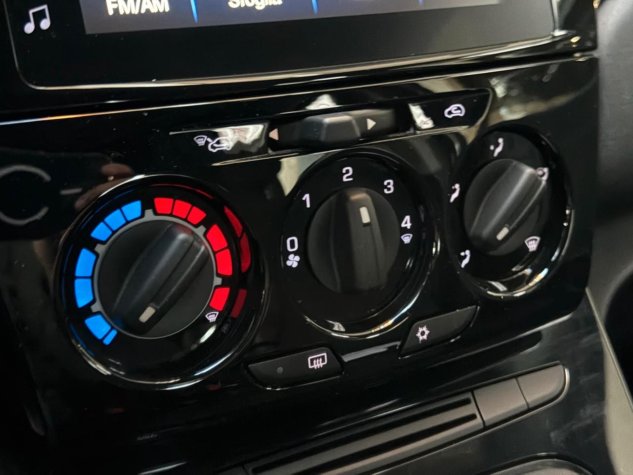 Lancia Ypsilon 1.0 FireFly 5 porte S&S Hybrid Gold Plus