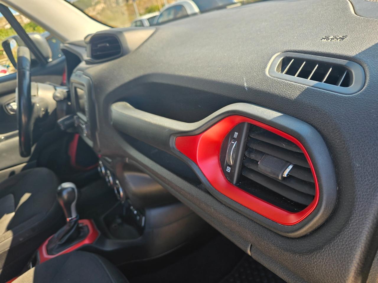 Jeep Renegade 2.0 Mjt 170CV 4WD Active Drive Low Trailhawk