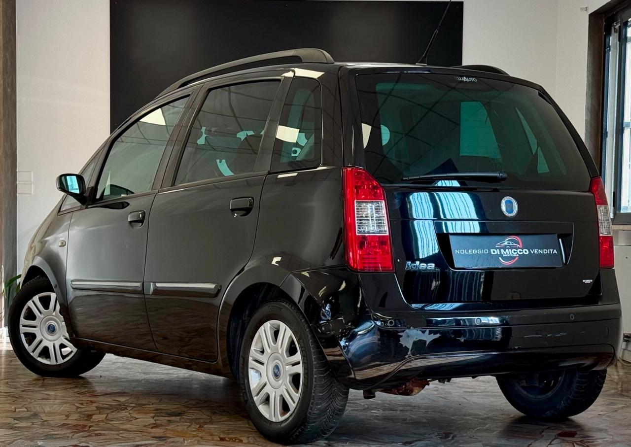 Fiat Idea 1.4 16V Emotion