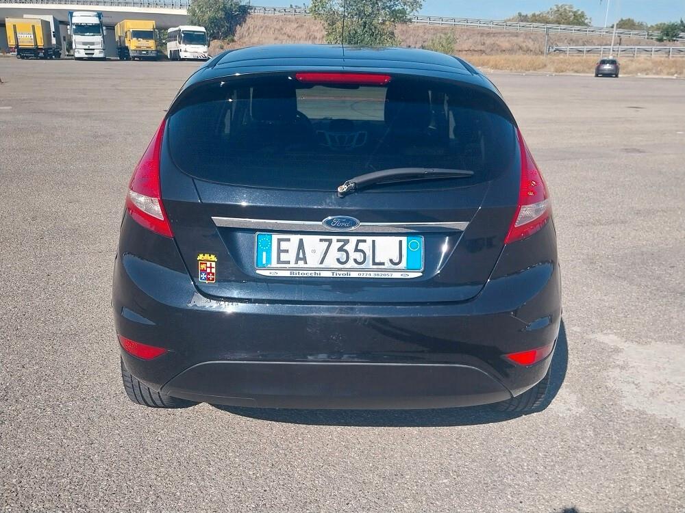 Ford Fiesta 1.4 5 porte Bz.- GPL Titanium