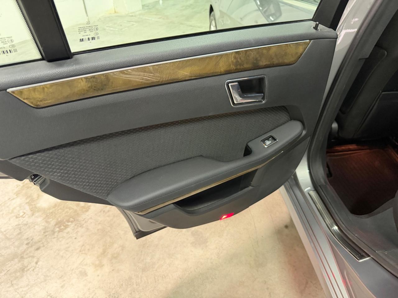 Mercedes-benz E 250 CDI BlueEFFICIENCY Elegance