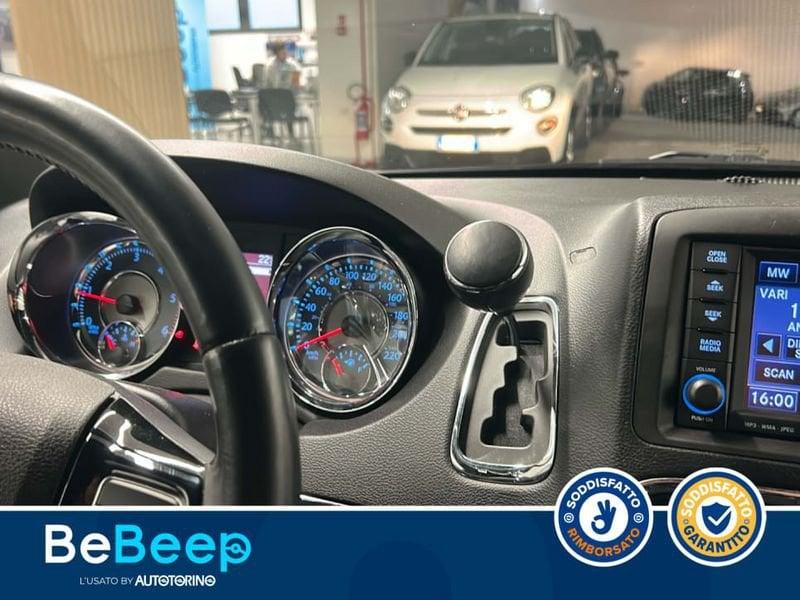 Lancia Voyager 2.8L S 177CV AUTO