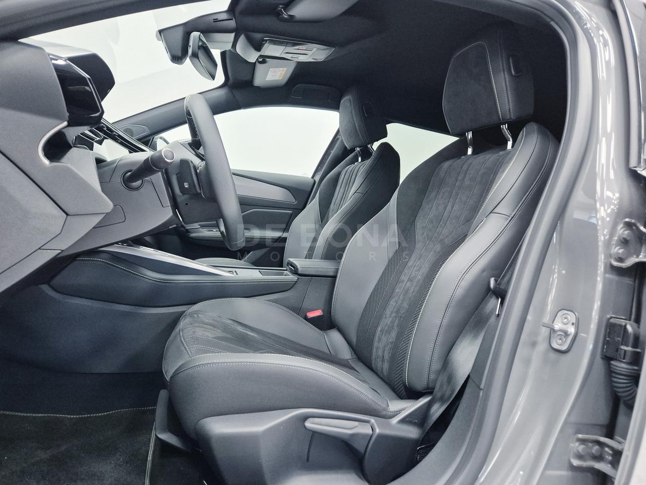 Peugeot 408 1.2 hybrid gt 136cv e-dsc6