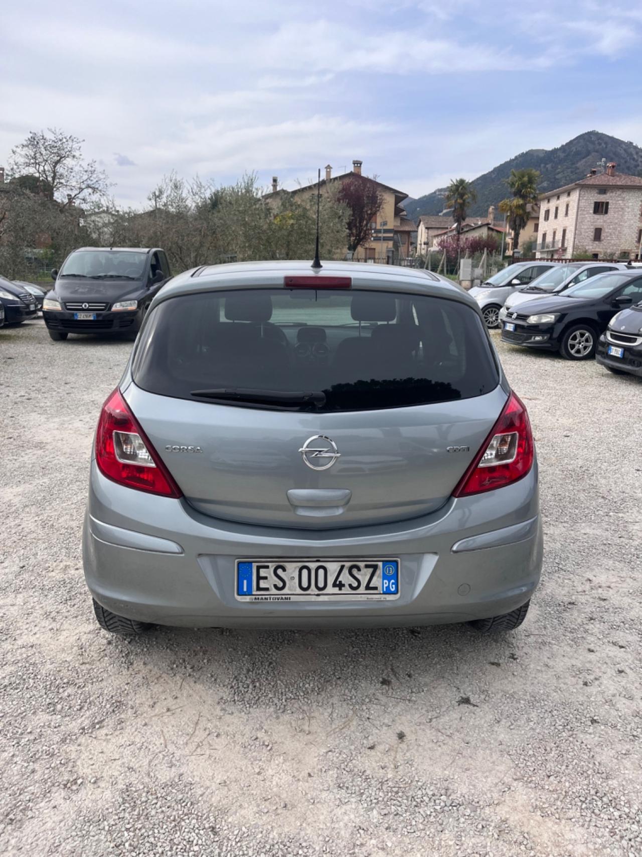 Opel Corsa 1.3 Diesel 2013 138000 km NEOPATENTATI