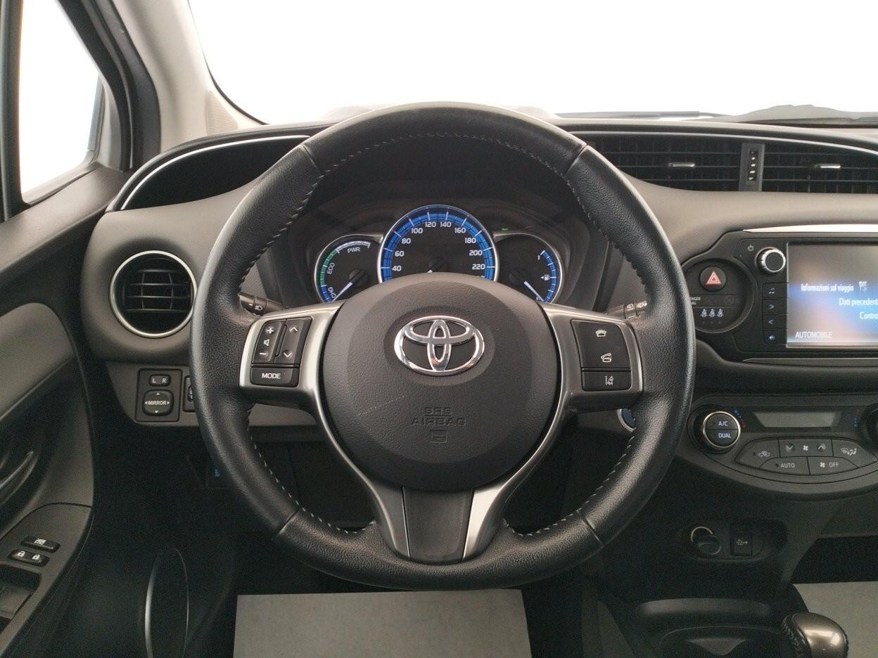 Toyota Yaris 1.5 Hybrid - NEOPATENTATI