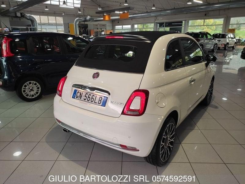 FIAT 500C 1.0 Hybrid Dolcevita