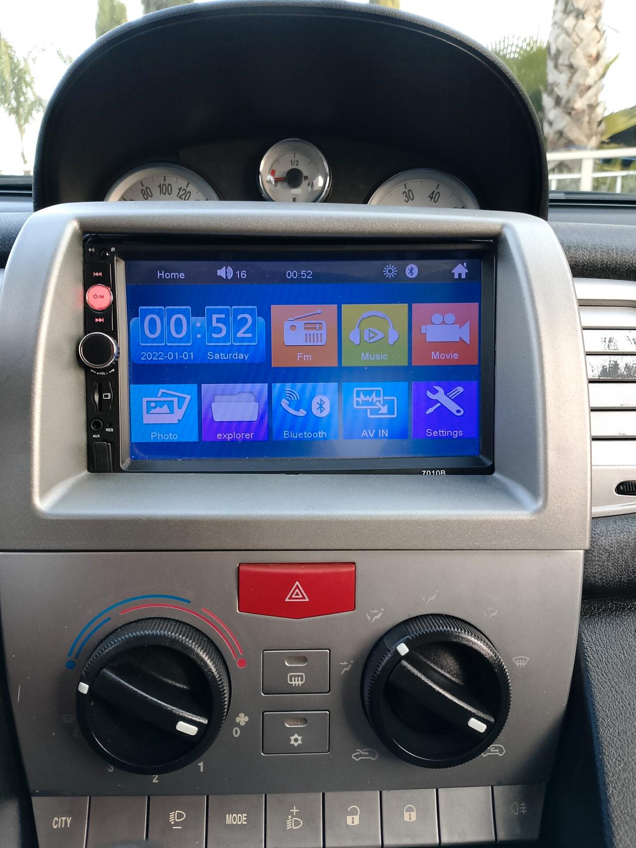 Lancia Ypsilon 1.4 Argento Ecochic GPL