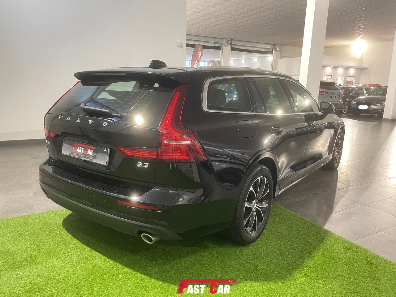 Volvo V60 B3 Geartronic Momentum Business