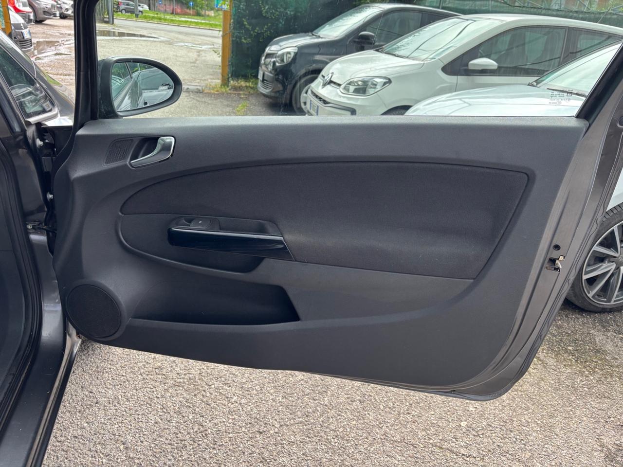 Opel Corsa 1.2 3 porte Elective OK NEOPATENTATI