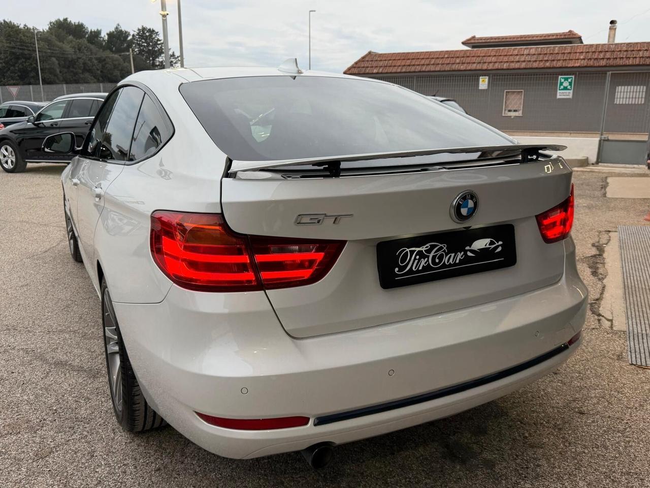 BMW 318D GRAN TURISMO 2.0 SPORT 150CV TETTO NAVI CAM ANNO 2016