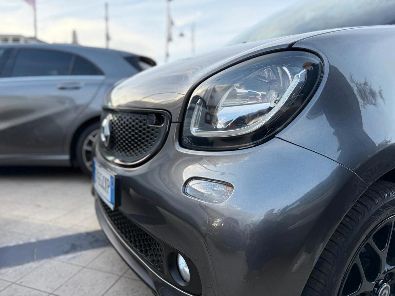 Smart ForFour 1.0 Benzina 2016 – Garanzia Shock